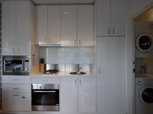 Deluxe One-Bedroom Apartment