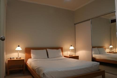 One-Bedroom Apartment with Balcony