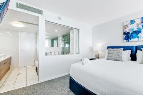 Three Bedroom Superior Apartment with Ocean View