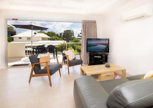 Deluxe Two-Bedroom Apartment