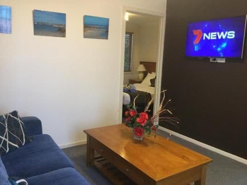 One-Bedroom Studio