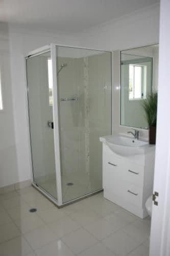 3 Bedroom Apartment - Weekly