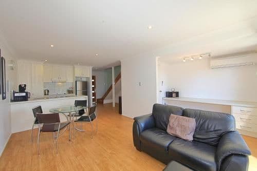 2 Bedroom Apartment - Overnight