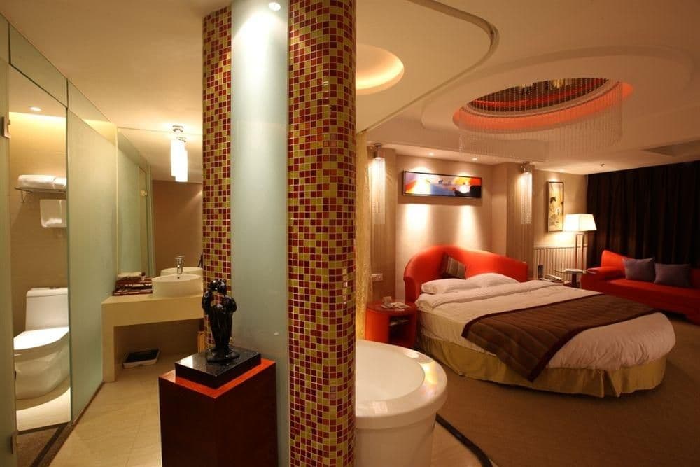 South China Harbour Horizon Hotel