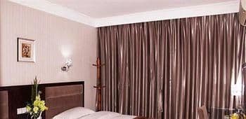 Jiutong Sunshine Hotel - Jiuzhaigou