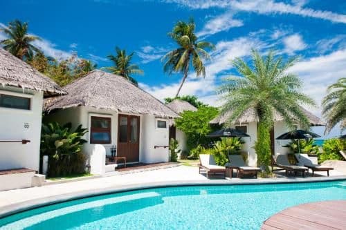 Bungalow with Pool View