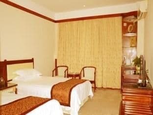 Yuebin Business Hotel