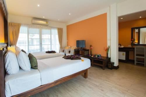 Deluxe Double or Twin Room