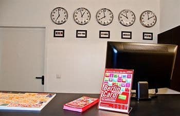 CHECK IN HOSTEL Berlin CHECK IN HOSTEL Berlin