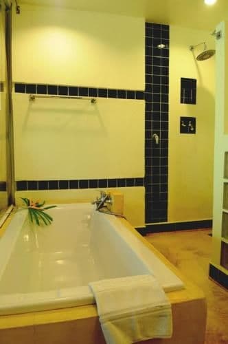 Deluxe Double Room with Pool View