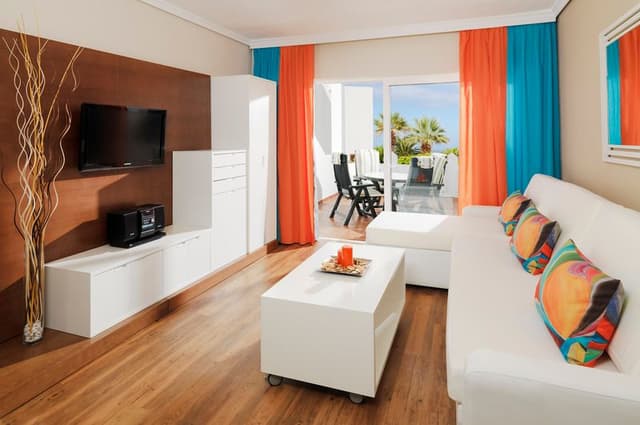 APARTMENT ONE BEDROOM