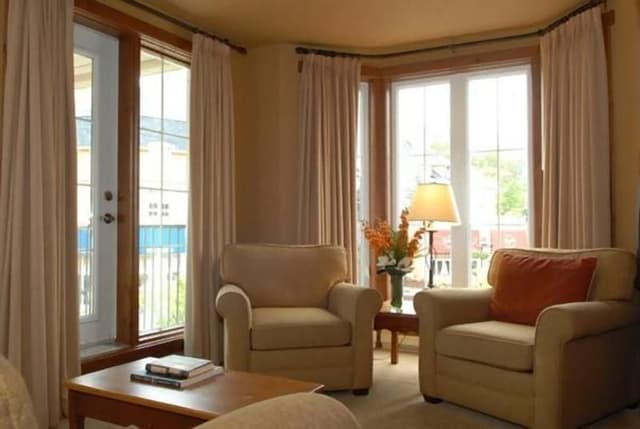SUITE TWO QUEEN BEDS