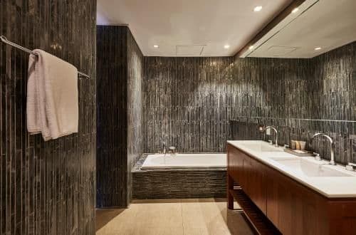 Suite L