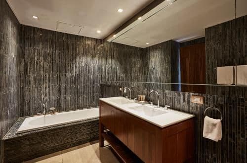 Suite L