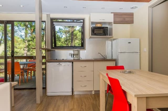 CHALET CAPACITY 6 TWO BEDROOMS