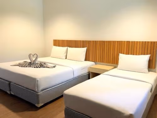 Deluxe Double Room with Garden View