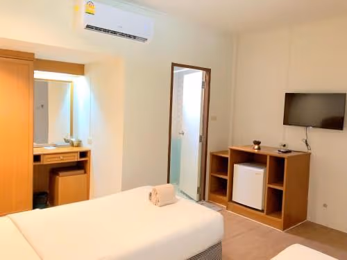 Superior Twin Room with Garden View
