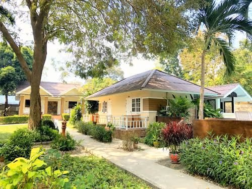 Superior Twin Room with Garden View