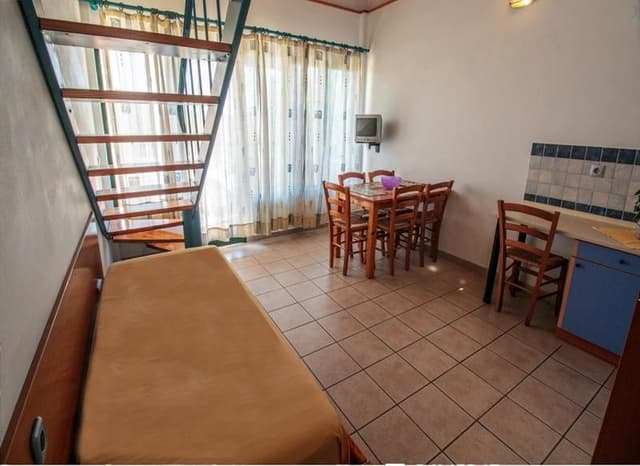 APARTMENT SUPERIOR