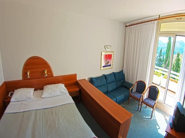DOUBLE SEA VIEW WITH BALCONY