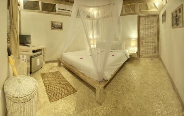 BUNGALOW ONE BEDROOM
