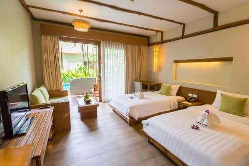 Deluxe Double Room with Pool Access