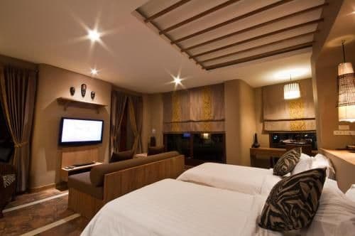 Deluxe lower floor Room