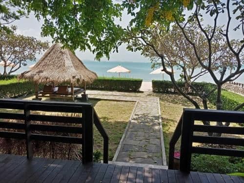 Bungalow - Beach Front