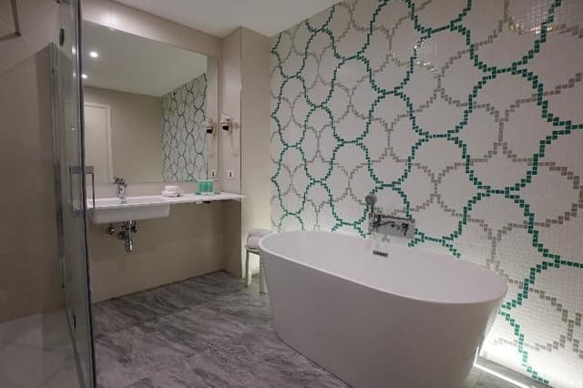 JUNIOR SUITE STANDARD
