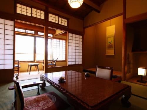 Quadruple Room with Private Bathroom