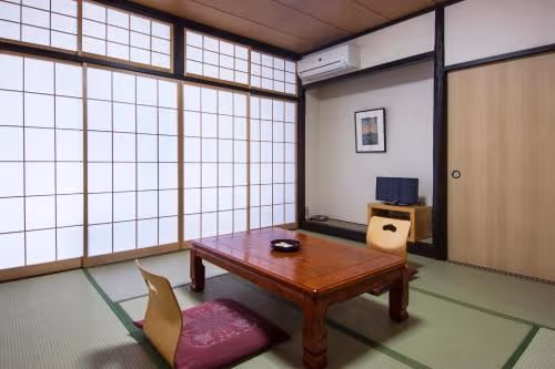 Japanese-Style Room - Non-Smoking