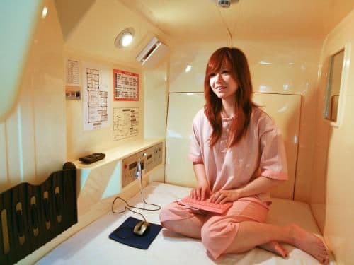 Capsule Room for Female