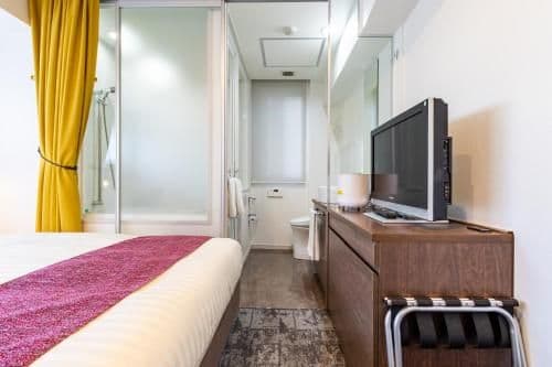 Double Room with Private Bathroom - Non-Smoking