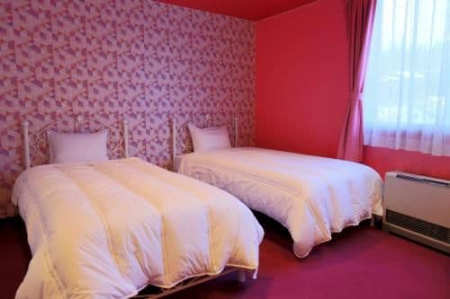 Twin Room with Private Bathroom