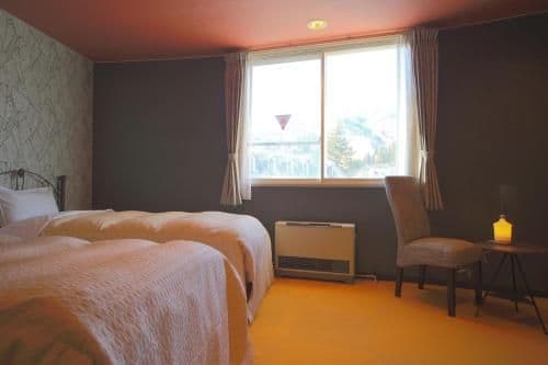 Twin Room with Private Bathroom
