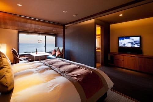 King Room with Open-Air Bath - Non-Smoking 202