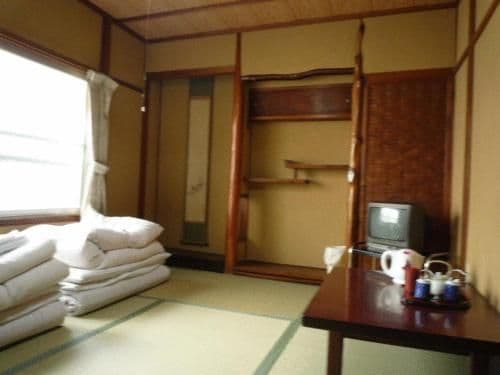 Japanese-Style Twin Room with Shared Bathroom