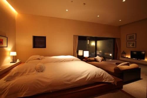 Twin Room with Teppanyaki Dinner (Adult Only)