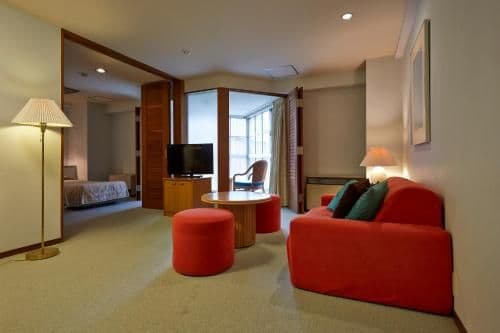 Family Room - Non-Smoking