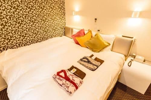 Standard King Room - Non-Smoking