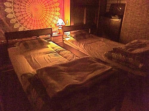 Standard Twin Room with Shared Bathroom