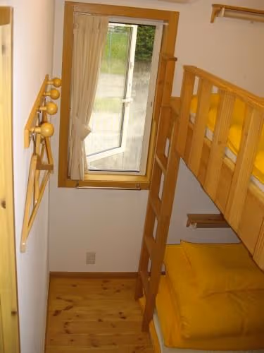 Single Room with Shared Bathroom