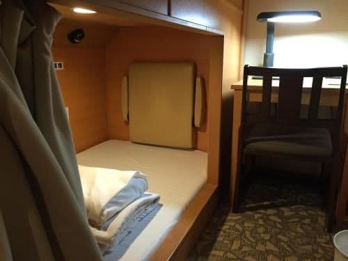 Deluxe Capsule Room for Male - Lower Level