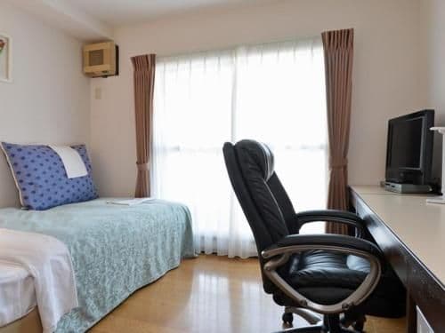 Double Room with Small Double Bed - Non-Smoking
