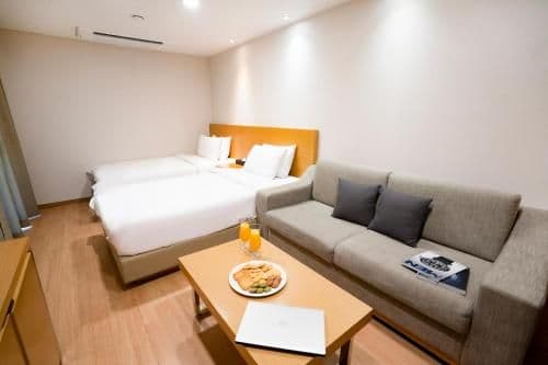 Standard Twin Room