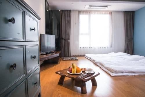 Korean-Style Ondol Room