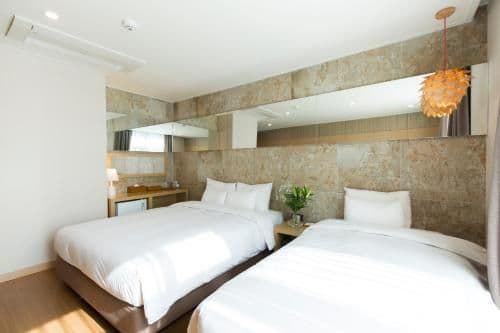 Deluxe Twin Room