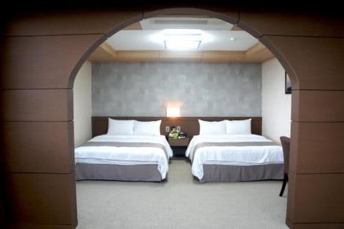Suite Room