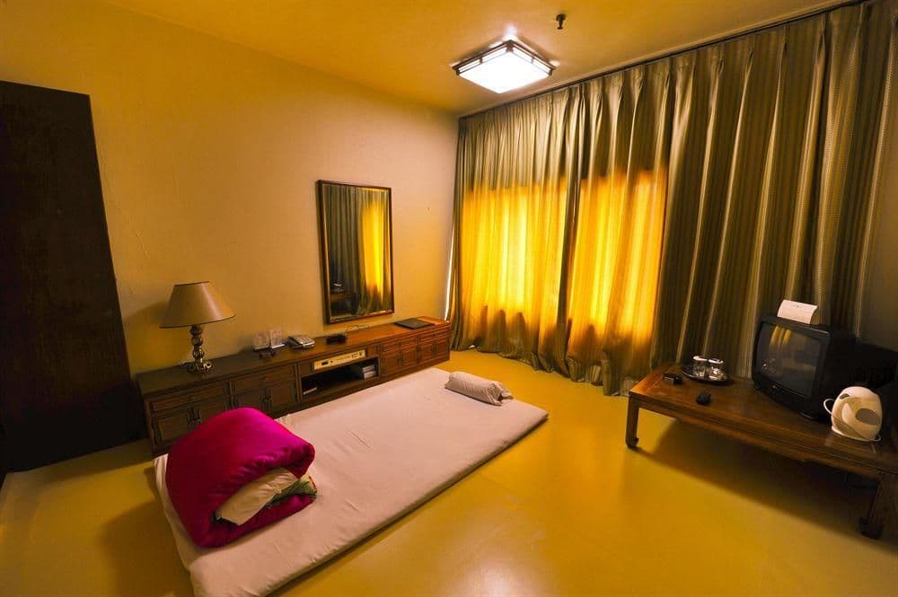 Hotel Phoenix