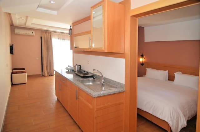 JUNIOR SUITE CAPACITY 2